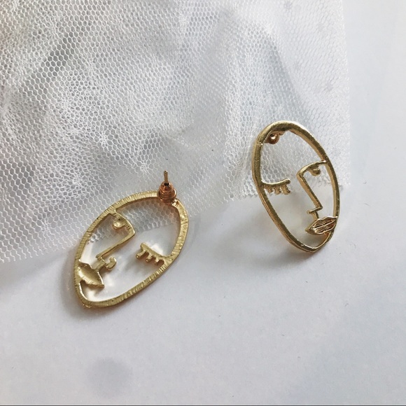 • SHOP STEFANI MARIAH • Gold face earrings - Picture 3 of 3